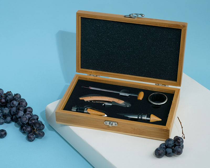 Coffret sommelier personnalisé - 5 accessoires - Bonne dégustation