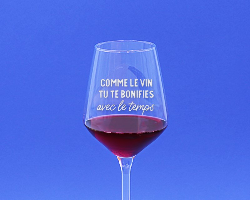 Verre à vin avec message femme 82 ans