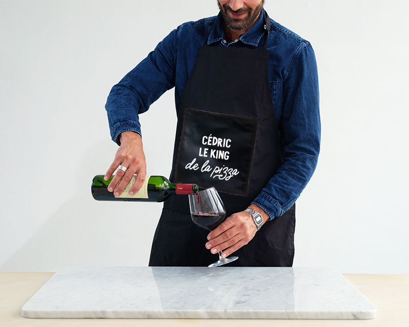 Coffret cuisine - Tablier noir et planche apéro personnalisés