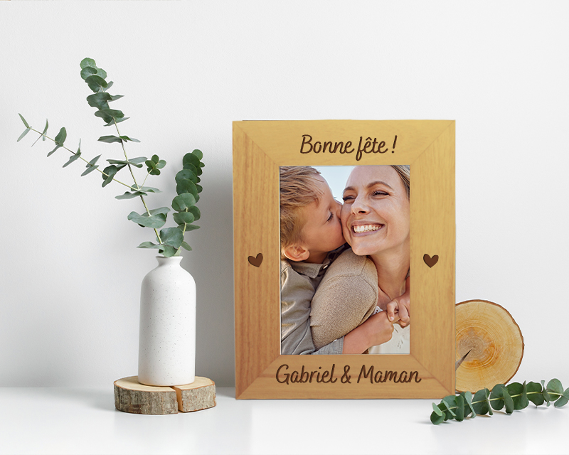 Cadre photo en bois gravé - Maman