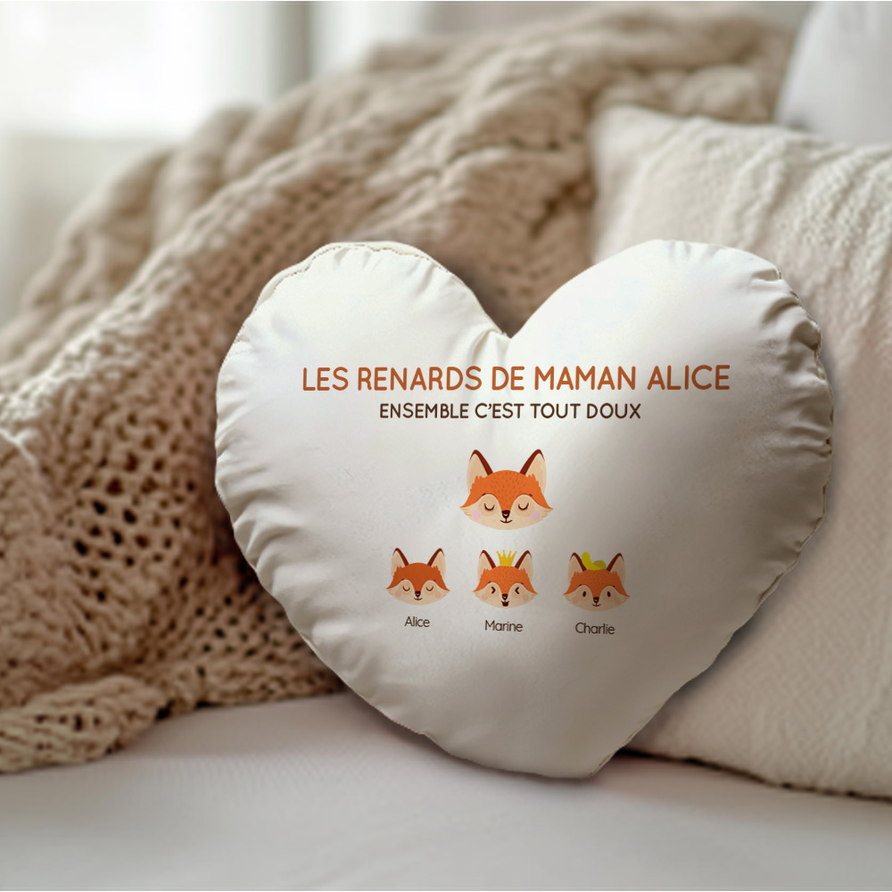 Coussin personnalisé coeur - Maman Renard et sa meute