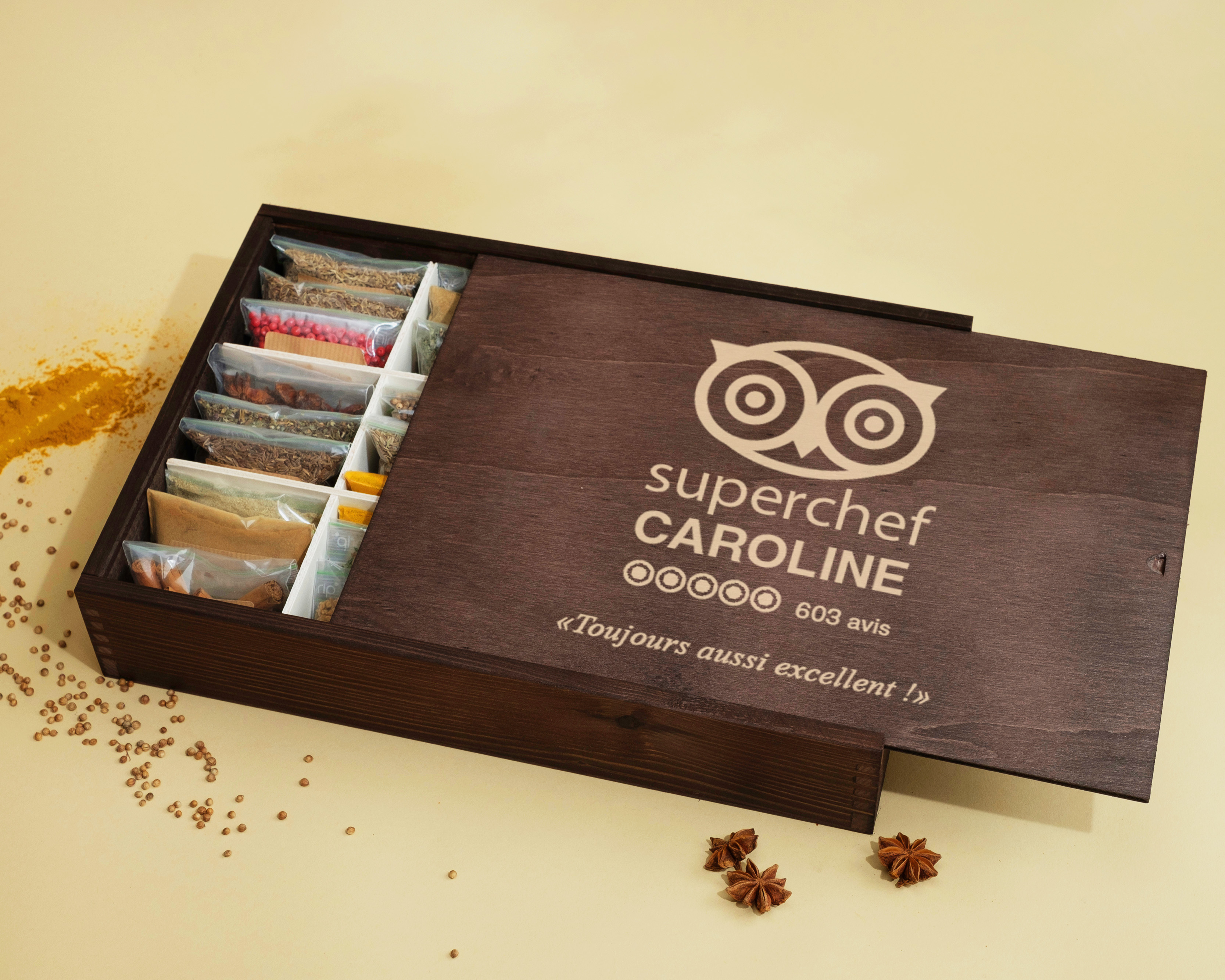 Grand coffret d'épices gravé Cuisine d'Excellence - 36 épices du monde