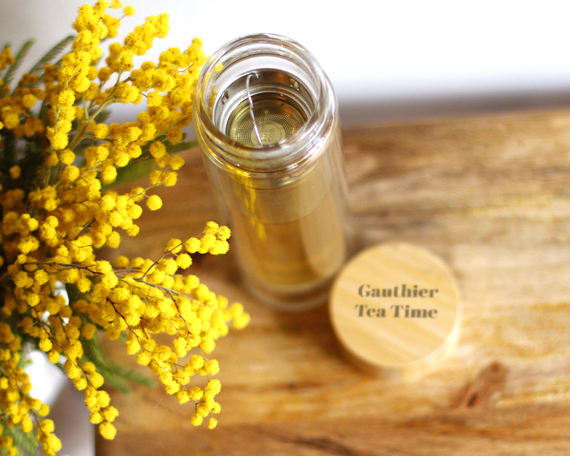 Bouteille à thé en verre avec couvercle personnalisé et infuseur - Message