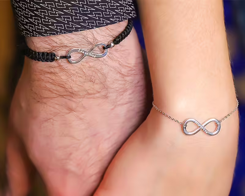 Bracelet infini personnalisé pour Femme - Prénom