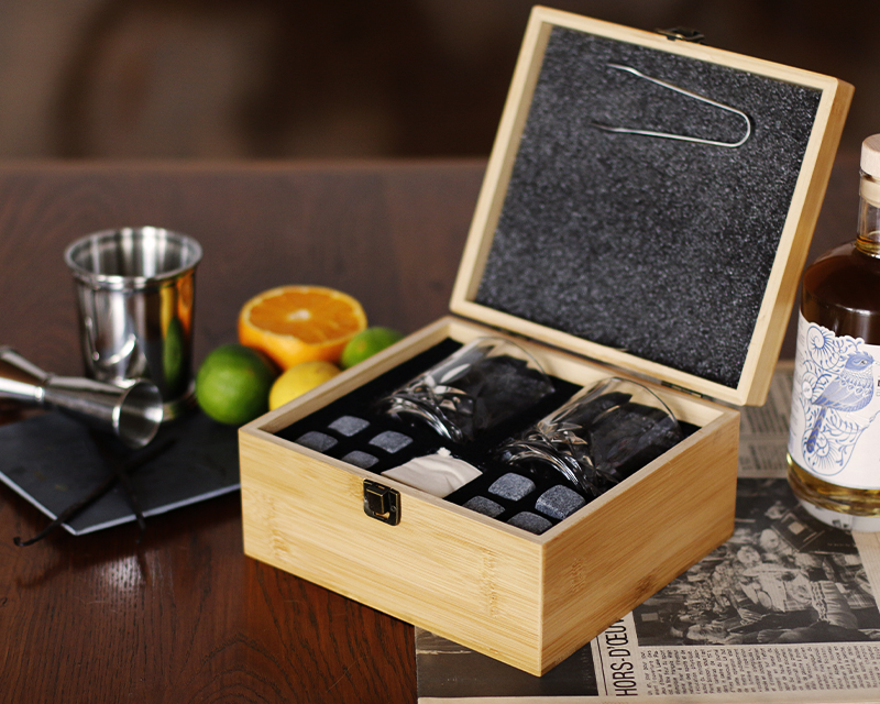 Coffret whisky personnalisé en bois - Prénom et Message