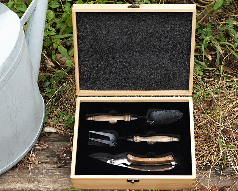 Kit d'outils de jardinage dans coffret personnalisé