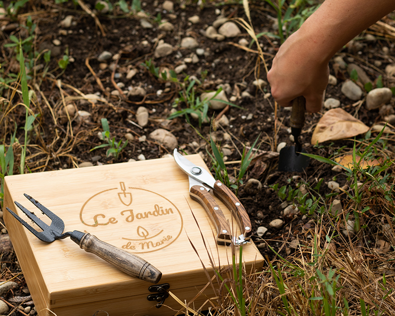 Kit d'outils de jardinage dans coffret personnalisé