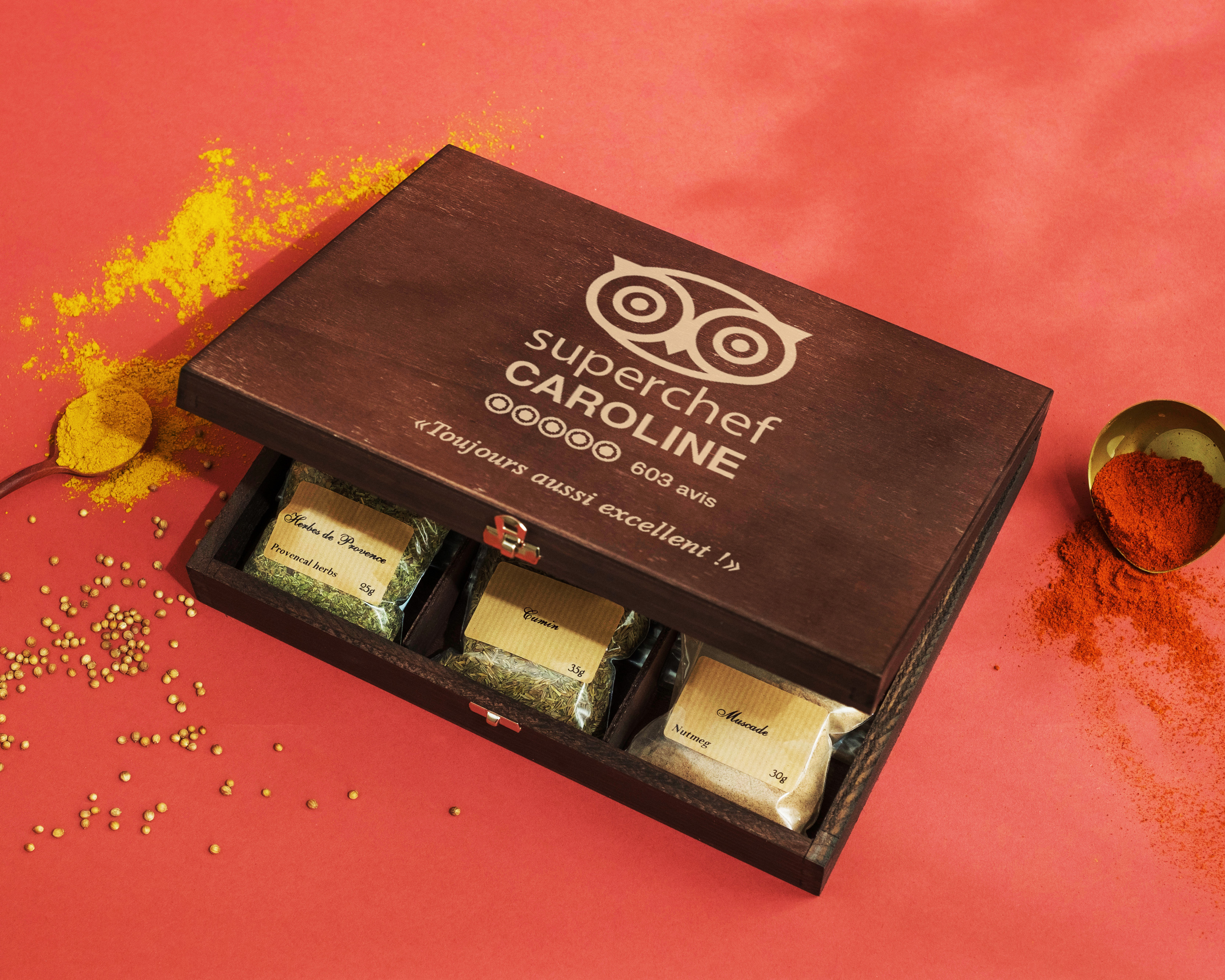 Petit coffret d'épices gravé Cuisine d'Excellence - 9 épices du monde