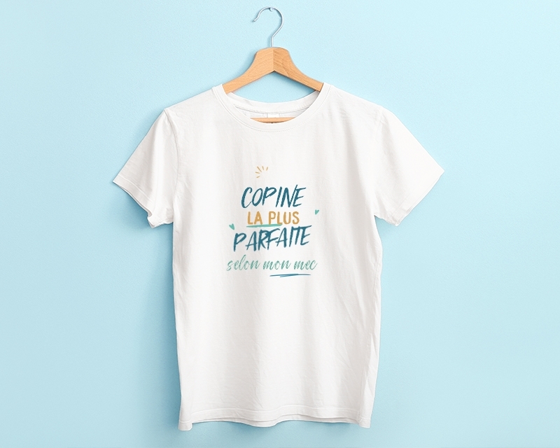 T-Shirt femme personnalisé : La plus...